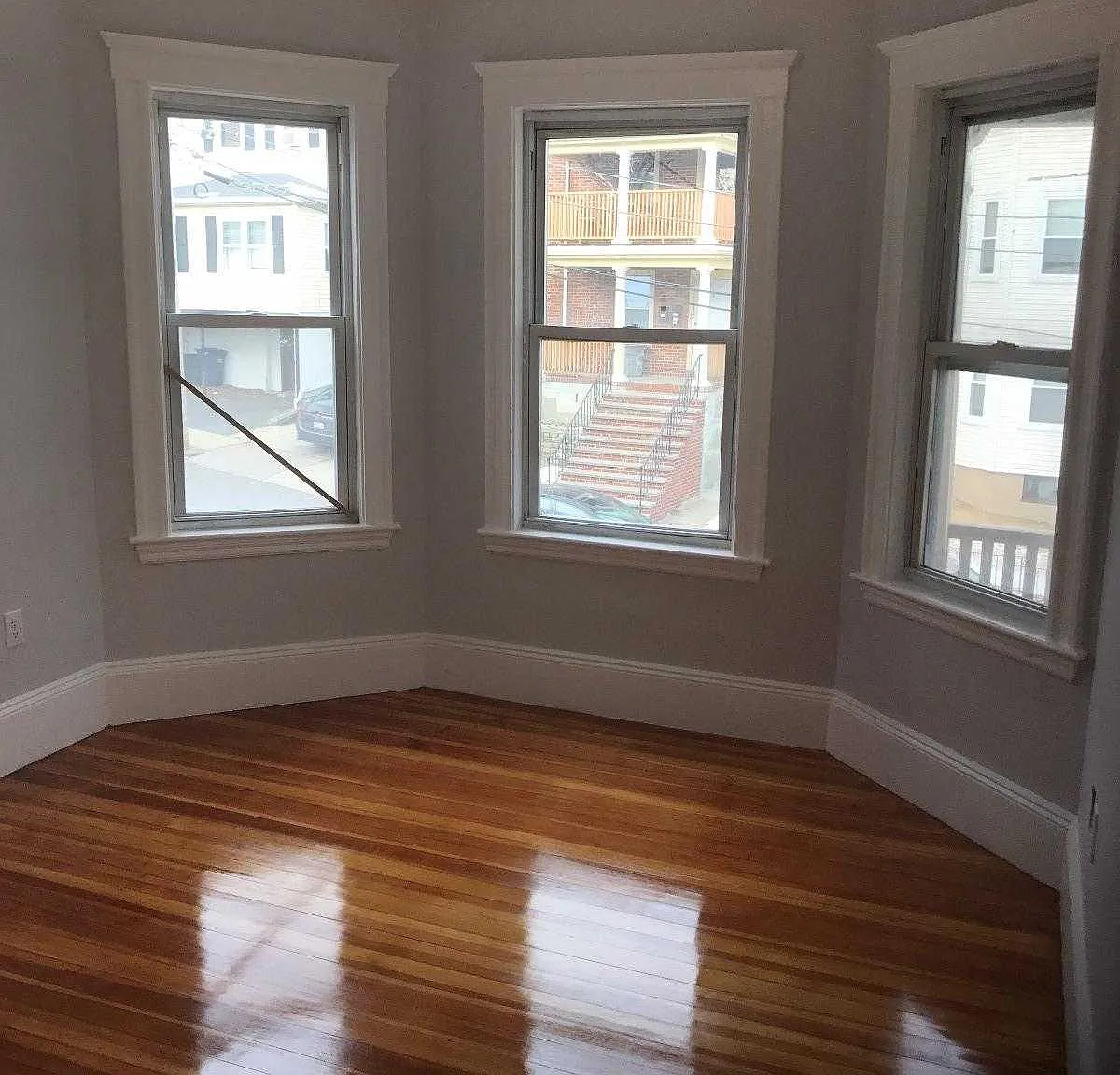 4 bed, $4,200 — Photo 4