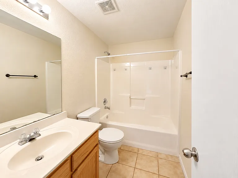 112 Tripp Trl — Photo 6