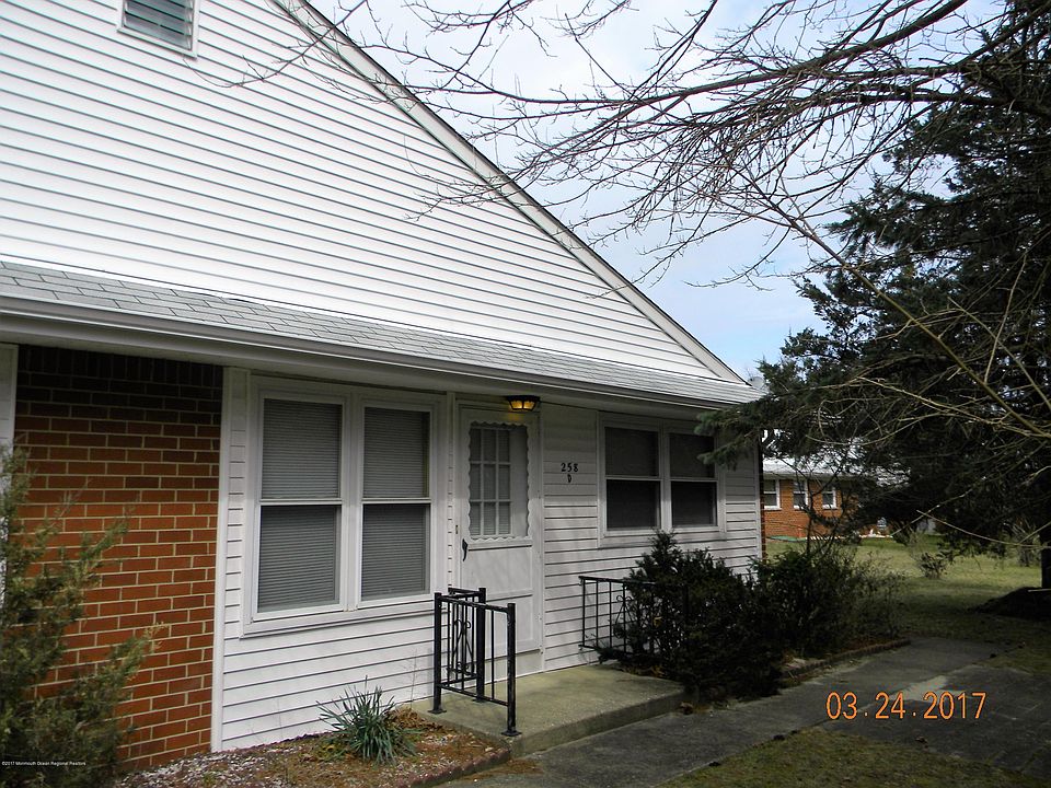 1st image of 258 Laurel Place #D