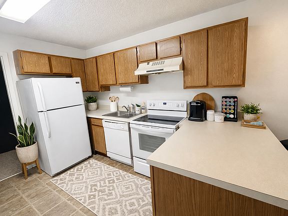 2nd image of 253 Hayden Rd APT 333