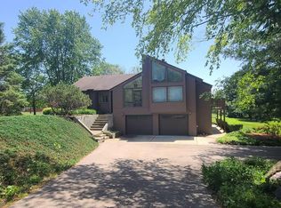 3495 E Tower Rd, Byron, IL 61010