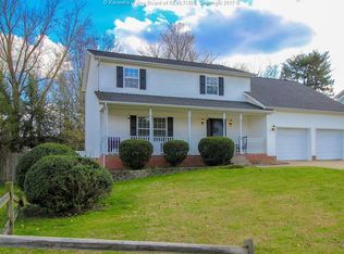 6 Sterling Dr, Hurricane, WV 25526