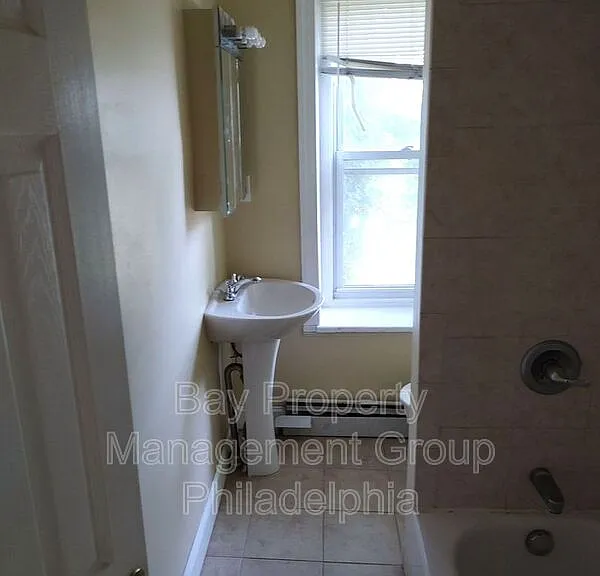 134 W Mount Pleasant Ave #2 — Photo 15