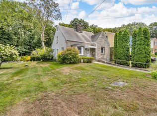 14 Coralyn Ave, White Plains, NY 10605