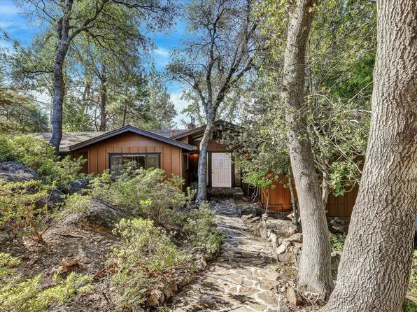 17763 Jayhawk Dr, Penn Valley, CA 95946