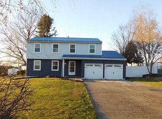 150 Walker Manor Dr, Colliers, WV 26035