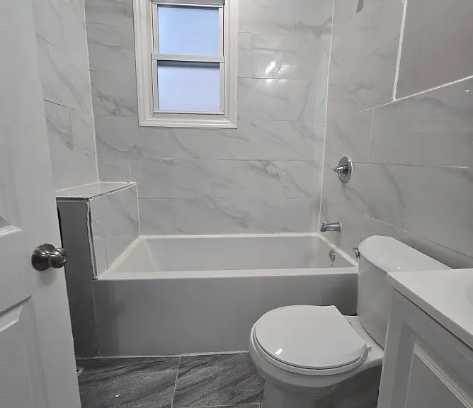 1702 Irving St #1RA — Photo 5