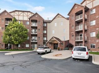 3160 Wildwood Dr #413, Windsor, ON N8R2K8