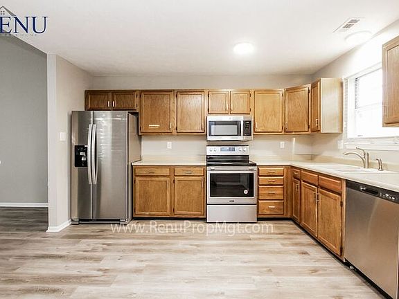 2nd image of 3012 River Birch Dr
