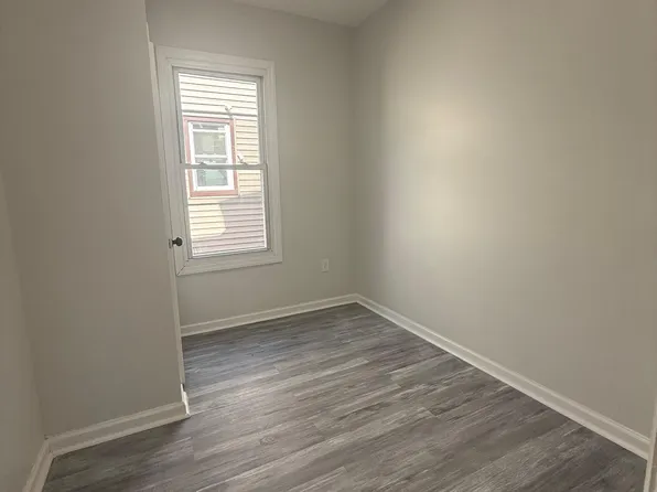 729 S 10th St, Newark, NJ