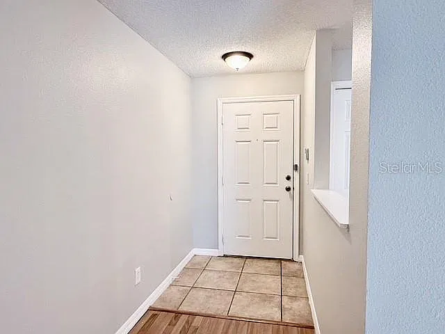 3 bed, 2.5 bath, 1483 sqft, $2,195 — Photo 4