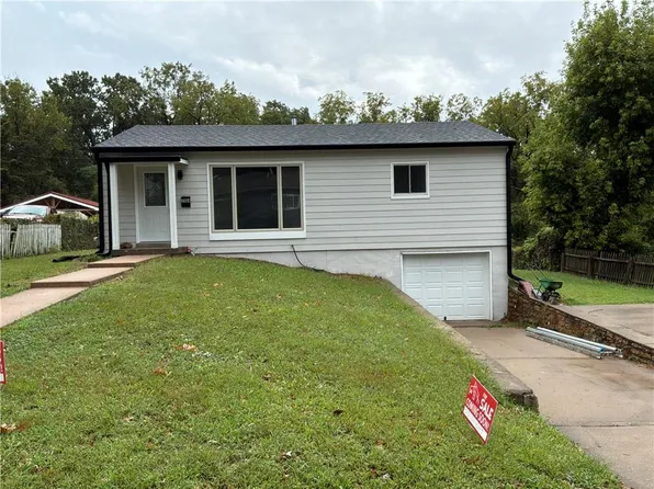 3504 Sloan Dr, Kansas City, KS 66104