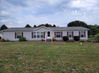 2027 E Coachlight Dr, La Porte, IN 46350