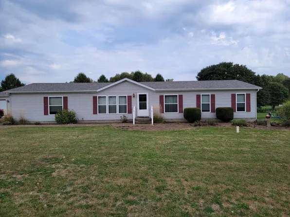 2027 E Coachlight Dr, La Porte, IN 46350