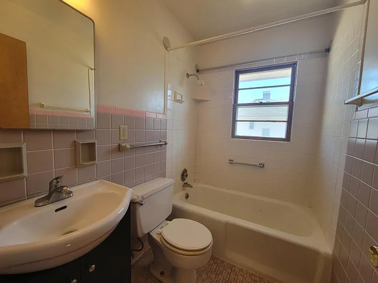 1544 S 11th St #4 — Photo 7