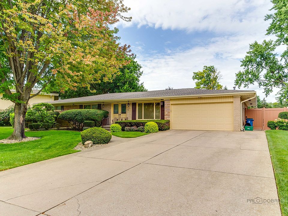 2nd image of 6736 W Shiawassie Dr