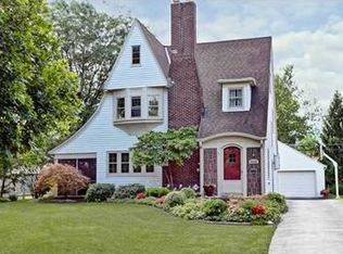 1895 Suffolk Rd, Columbus, OH 43221