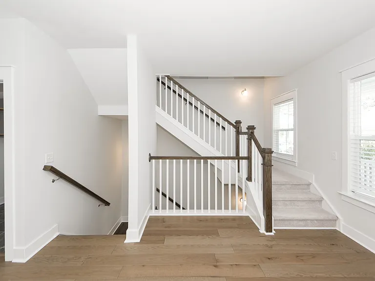 1213 Captain Rivers Dr — Photo 32