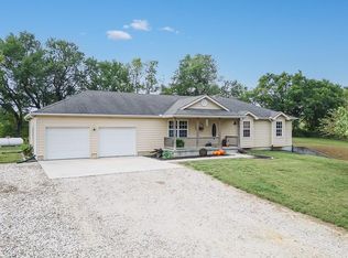 25011 Garrett Rd, Mc Louth, KS 66054