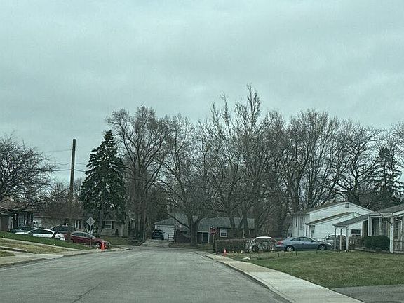 4th image of 142 Adobe Cir