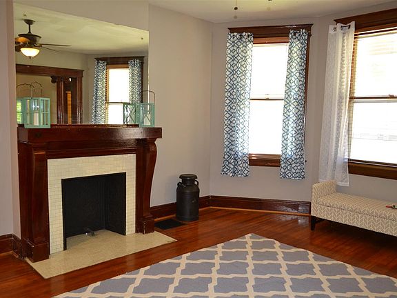 Lower unit living room