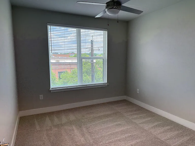915 Glenwood Apartments on the Beltline — Photo 93