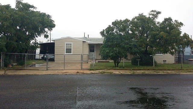 1st image of 2741 Brentwood Dr