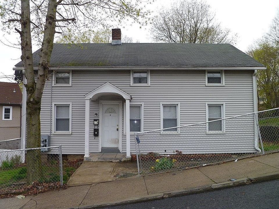 1st image of 1 Rockwood Ave