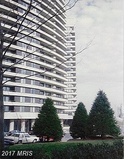 1st image of 1300 Crystal Dr APT 302S