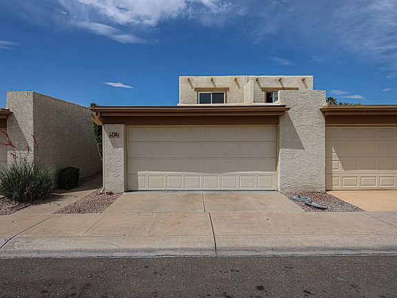 4th image of 238 W Maya Dr