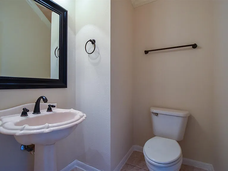 314 Spencers Glen Dr — Photo 9