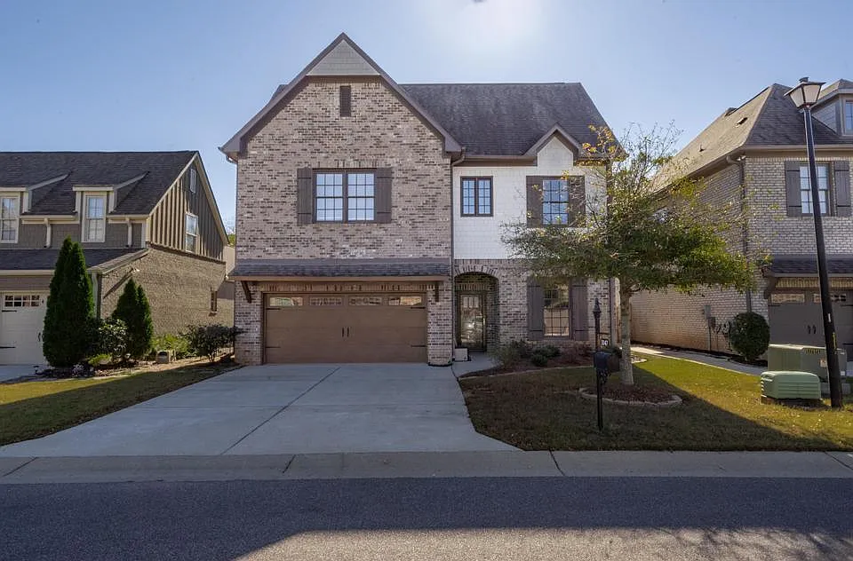 3347 Chase Ct