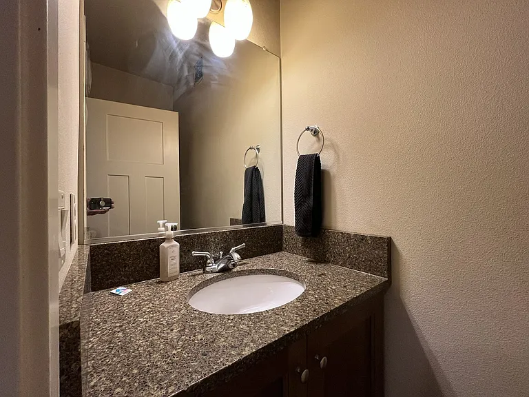 9304 N Macrum Ave — Photo 24