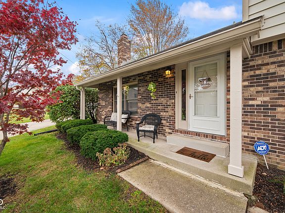 5th image of 9144 Cinnebar Dr