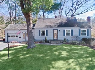 136 Florissant Ave, Framingham, MA 01701