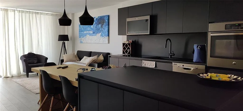Ocean Point Condo — Photo 4