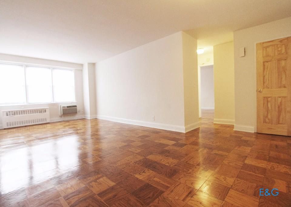 1st image of 18311 Hillside Ave APT 7L