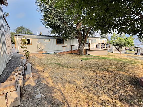 2nd image of 5399 Shelly Dr