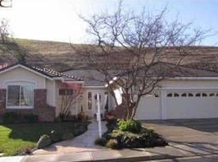 5201 Keller Ridge Dr, Clayton, CA 94517