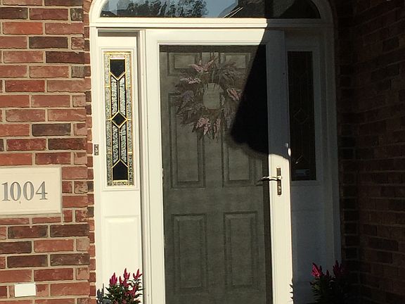 2nd image of 1004 W Applewood Ln #2