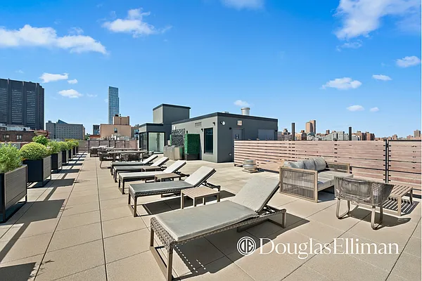 Rented by Douglas Elliman | media 21