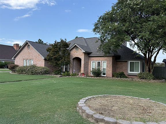 2nd image of 1519 Tara Ln