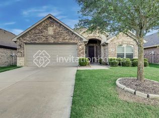 214 Range Rd, Waxahachie, TX 75165