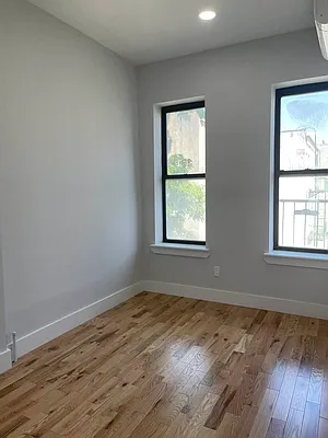 Rented by Evergreen Realty & Investments | media 27