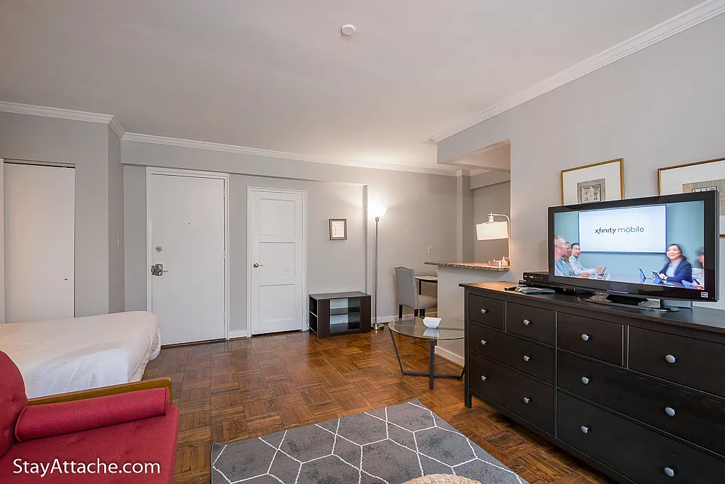 2130 N Street NW Unit 304, Washington, DC 20037 in Dupont /WestEnd — Photo 4