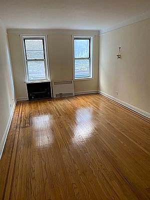 4th image of 42-10 82nd St #2C