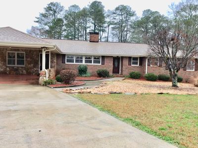 102 Lakeshore Park Dr, Carrollton, GA, 30117