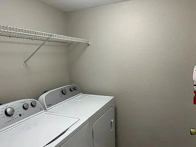 831 Camargo Way — Photo 19