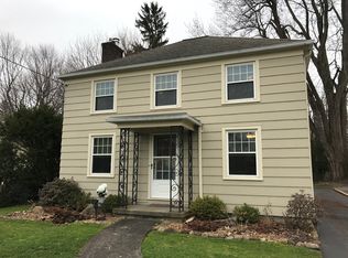 1737 Blossom Rd, Rochester, NY 14610