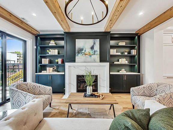 2nd image of 2049 N Clifton Ave #2